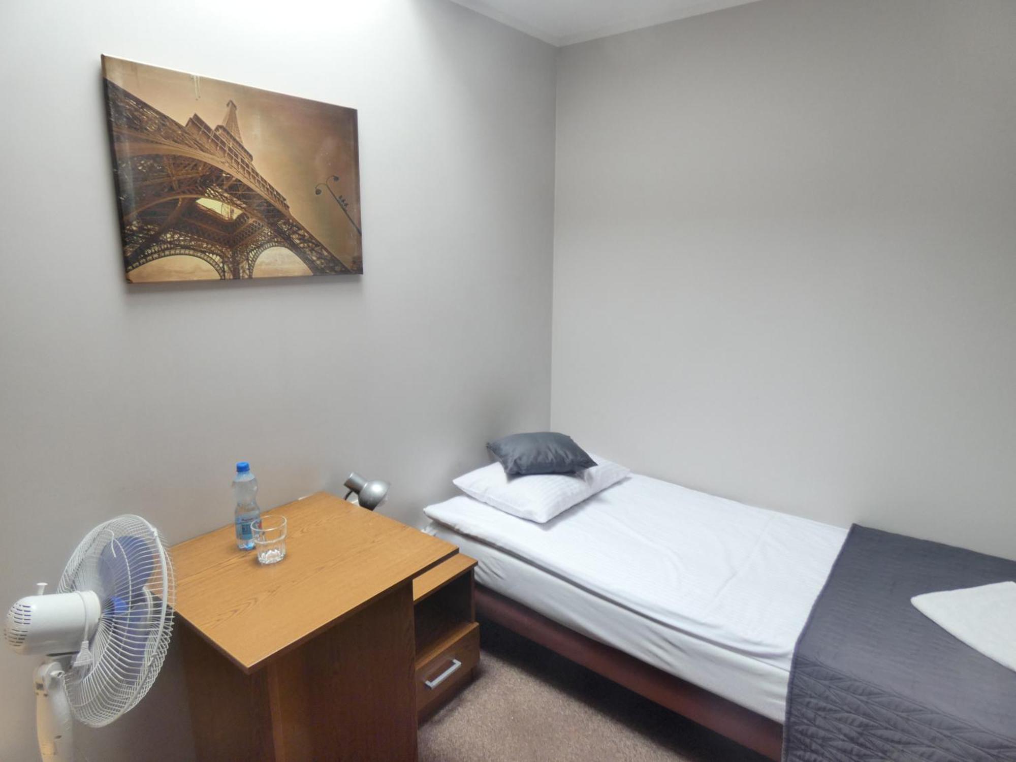 Aparthotel Astral à Raszyn Extérieur photo