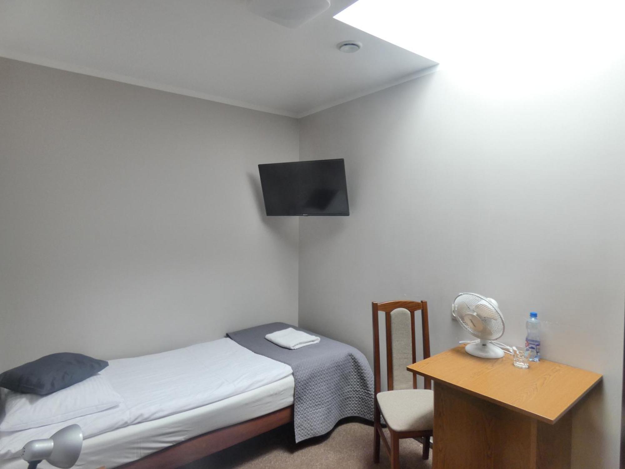 Aparthotel Astral à Raszyn Extérieur photo